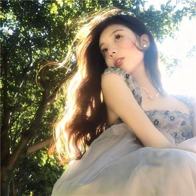 《热辣小红帽》